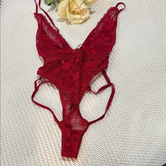 Yandy Scarlet Lace Chemise - Picture 1 of 3